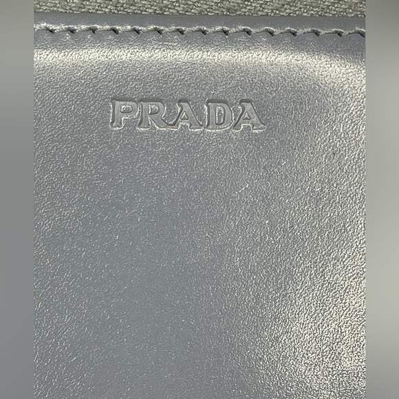 PRADA Compact Zippy Wallet in Smooth Leather - Picture 2 of 15